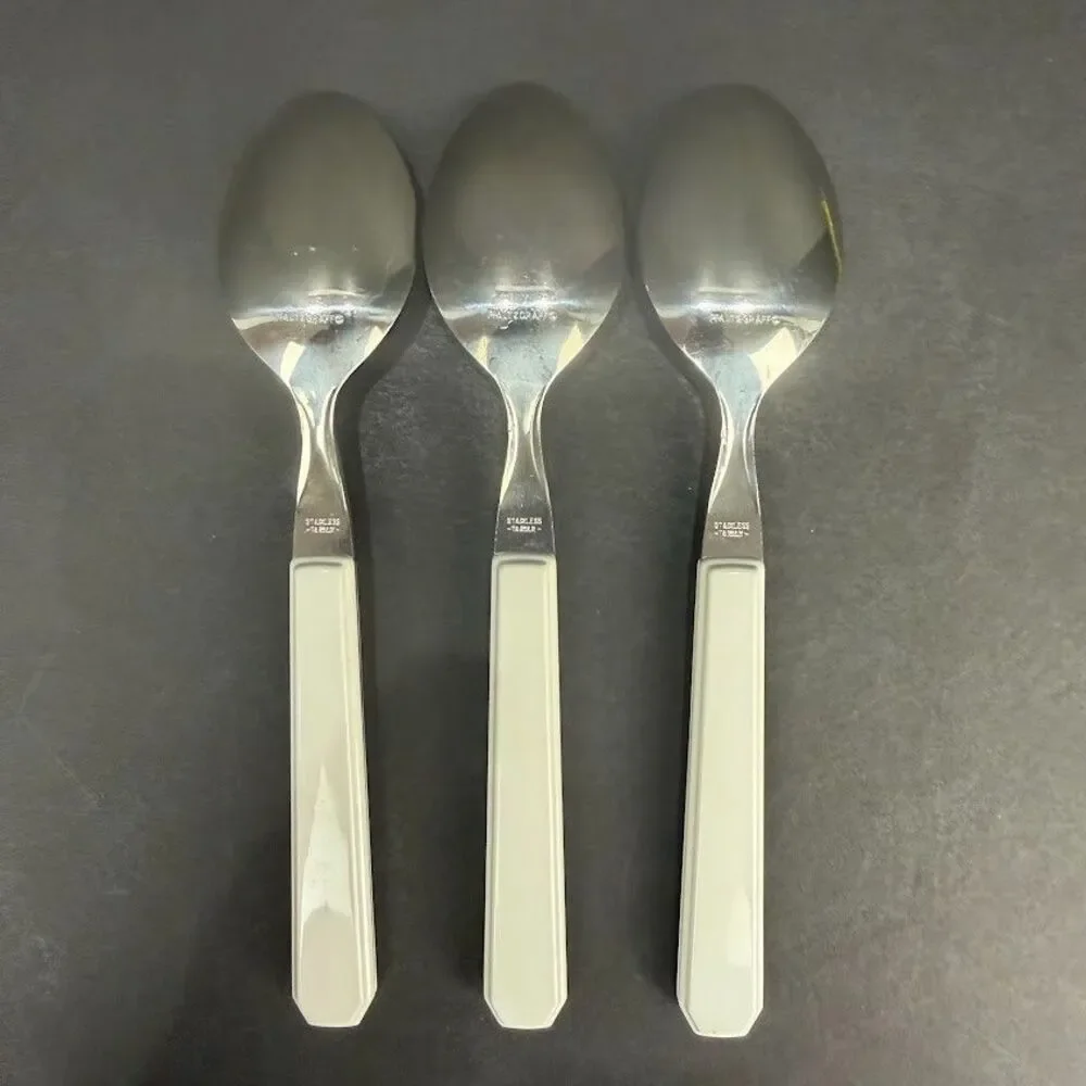 Set of 3 Vintage Pfaltzgraff Christmas Heritage 8